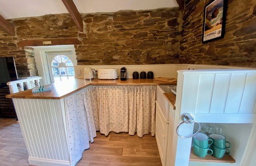 Saltash Apartment | Studio on hidden Cornish farm