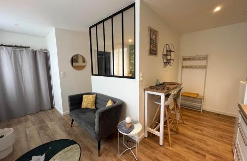 Lorient Apartment | Discover Studio Osaka - Heart of Lorient with Top Reviews
