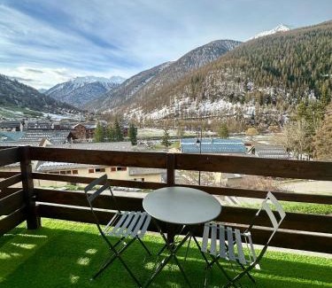 Abries Apartment | Cozy Studio Pablotin d’Abriès for Family-Friendly Getaways