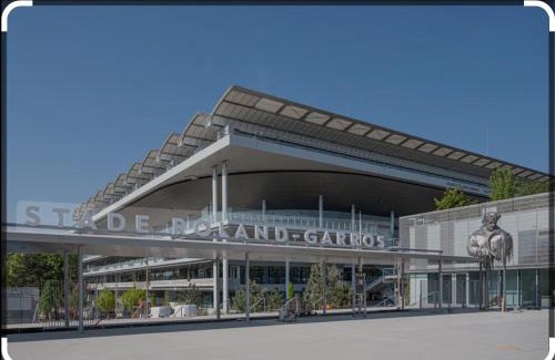 Republique–Point-du-Jour Apartment | Studio paris Rolland garros parc des princes TM