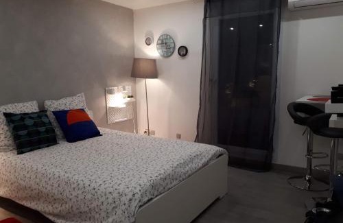 Part Dieu - Bir Hakeim Apartment | Pet-Friendly Studio Part Dieu with Great Family Amenities