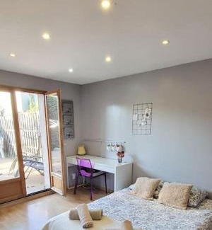 Corbas Apartment | Studio Pause détente à Corbas accès Piscine, confort & tranquillité