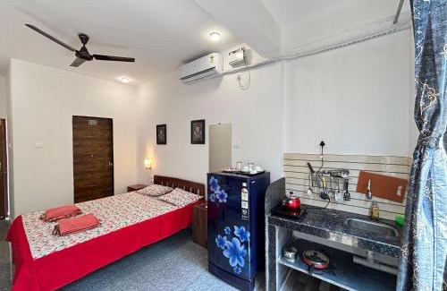 Arambol Apartment | Studio Peaceful Path R-5 by Mukund Sadan Arambol