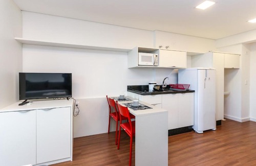 Reboucas Apartment | Cozy Studio Pequim - Central Location with Pool Access