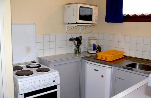 Gouaux-de-Larboust Apartment | Cozy Studio Peyragudes: Ideal for Families and Pets