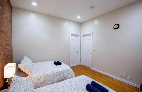 Koreatown Apartment | Comfortable One-Bedroom Apartment with Family Amenities