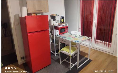 Nevers Apartment | Ideal Studio for Business Trips and Student Stays