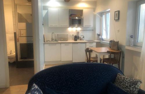 Noailles Apartment | Cozy Studio Near Vieux Port and Canebière, Rated 8.4/10