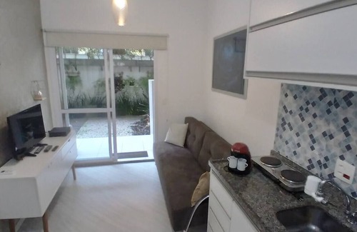 Santo Amaro Apartment | Budget-Friendly Studio Near Transamerica Expo Center