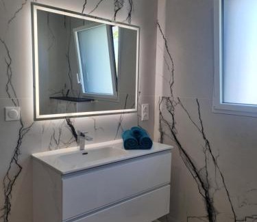 Sainte-Flaive-des-Loups House | Pet-Friendly Studio: Guest Rated 9.8/10 for Your Comfort