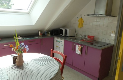 Langueux Apartment | Premier Studio Étage: 10/10 Rating & Family-Friendly Amenities