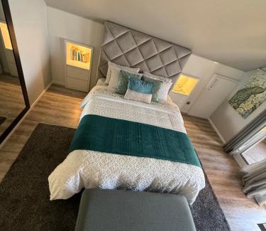 Canhas Apartment | Ocean and Mountain View Studio - Guest Rated 9.8/10