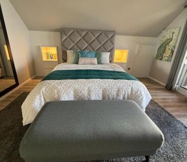 Canhas Apartment | Ocean and Mountain View Studio - Guest Rated 9.8/10