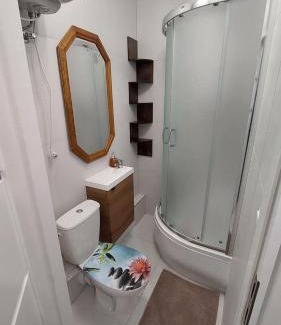 Otmuchow Apartment | Convenient Studio by the Tower - Family-Friendly Stay