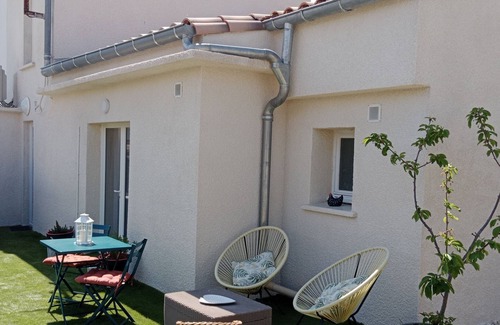 Salleles-d'Aude Apartment | Beautiful Studio with Garden Near Narbonne - Rated 10/10