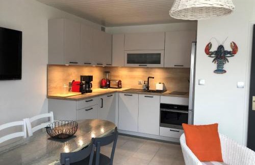 Noirmoutier-en-l'Ile Apartment | Renovated Studio Near Lutins Beach with Private Terrace