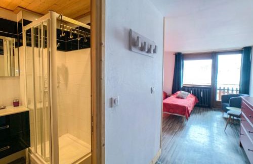 Les Almes Apartment | Cozy Studio Tignes for 2 - Ideal for Families and Pets