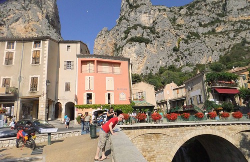 Moustiers-Sainte-Marie Apartment | Lake View Studio Rental in Moustiers Sainte Marie - 9.8/10