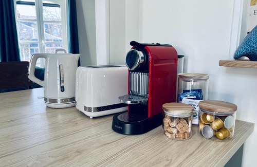 Nevers Apartment | Stylish Studio Remigny in Nevers - Rated 9.5/10 by Guests