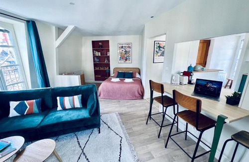 Nevers Apartment | Stylish Studio Remigny in Nevers - Rated 9.5/10 by Guests