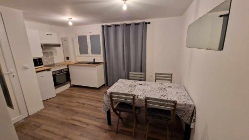 Bourges Apartment | Cozy Studio Renard in Marais with Garden Terrace