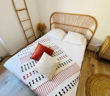 Luxeuil-les-Bains Apartment | Unique Studio Renard: Bohemian Style for Family Fun