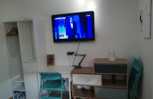 Brunstatt-Didenheim Apartment | Renovated Studio in Prime Location with 9/10 Guest Rating