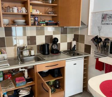 Lesquin Apartment | Guest Rated 9.8: Ground Floor Studio near Lille Airport