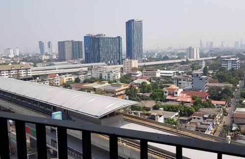 Bang Sue Condo | Convenient Studio Room at IDEO MOBI Wongsawang Interchange