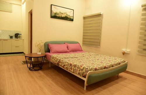 Bengaluru Apartment | Budget-Friendly Studio Room in Vijayanagar for Families