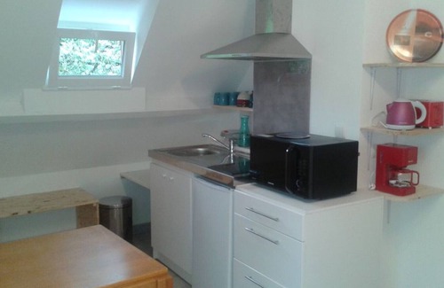 Curemonte Apartment | Exceptional Studio Rouge: Spa & Breakfast Awaits You