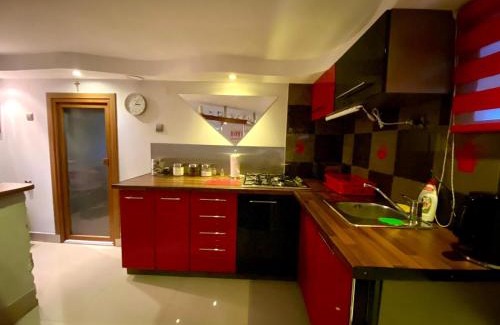 Spytkowice Apartment | Explore Studio Roxi: Child-Friendly with Kitchen Amenities