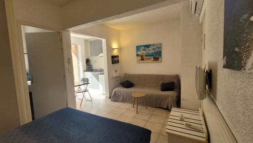 Molini Apartment | Beachfront Studio Steps from Agosta Porticcio with Ocean View