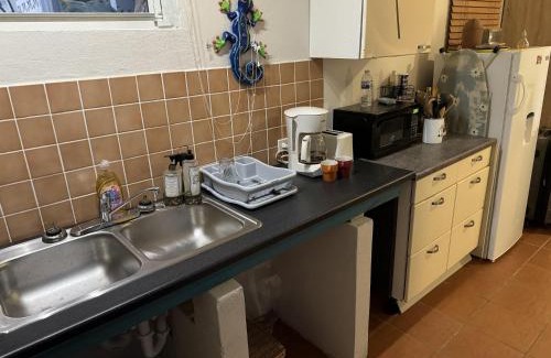 Beacon Hill Apartment | Pet-Friendly 1-Bed Studio in Simpson Bay - Beacon Hill