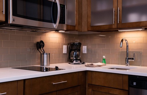 St. George Apartment | Cozy Studio Suite Near Dixie State University with Pool