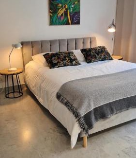 Juan-les-Pins Apartment | Idyllic Sun-Beach Studio with Garden, Steps from Juan Les Pins