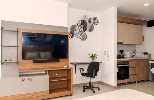 Cali Apartment | Studio Sur de Cali pool and parking