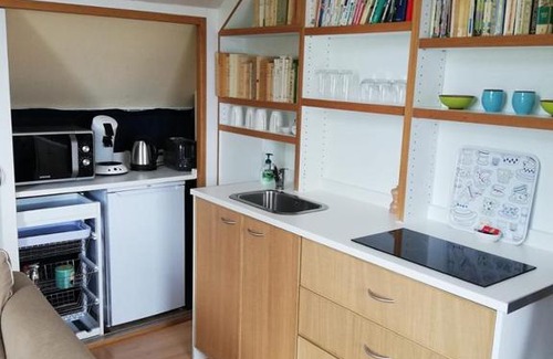 Louveigne Bed & Breakfast | Pet-Friendly Studio Sur Pierri with 9/10 Guest Rating
