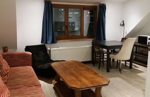 Laken Apartment | Cozy Studio with View of L'Atomium - Perfect for Families