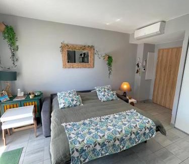 Porto-Vecchio Apartment | Studio Terrasse entre ville et port