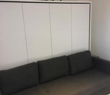 Fontaine Lestang-Bagatelle-Papus-Tabar-Bordelongue Apartment | Budget-Friendly Studio Toulouse Centre with Family Amenities