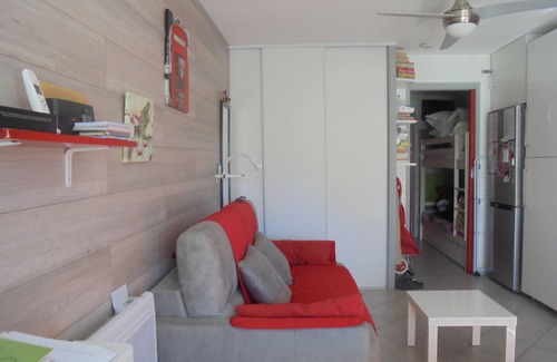 Cap d'Agde Apartment | Cozy Studio with Pool Access and Convenient Parking
