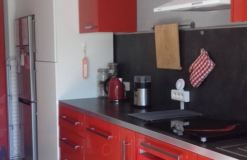 Cap d'Agde Apartment | Cozy Studio with Pool Access and Convenient Parking