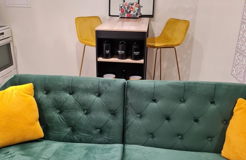 Ledenon Apartment | Cozy Fully Equipped Studio for Your Perfect Getaway