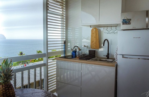Le Diamant Apartment | Cozy Sea View Studio with Pool & Easy Beach Access