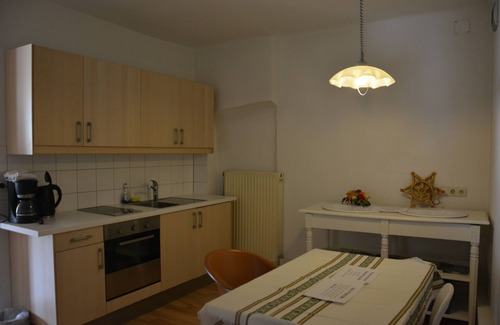 Graz City Centre Condo | Downtown Studio with Kitchen Near Episcopal Monastery