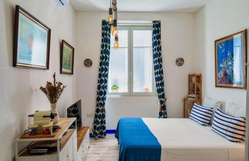 Opera Apartment | Cozy Studio Near Vieux-Port with WiFi & Child-Friendly Access