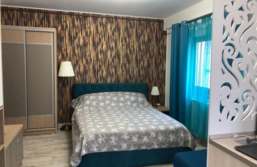 Eforie Nord Apartment | Top Rated Studio Turquoise - Child-Friendly Getaway Eforie Nord