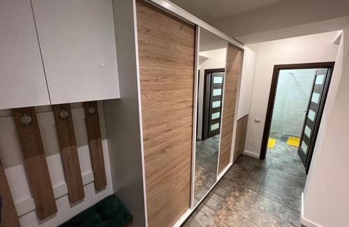 Craiova Apartment | Ultracentral Studio: Guest Rated 10/10, Family-Friendly