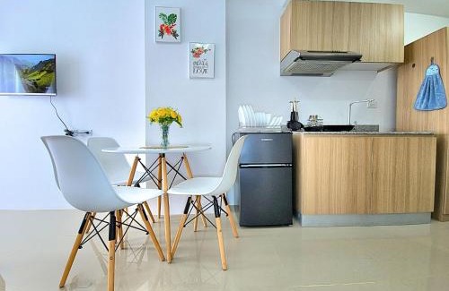 Iloilo City Proper Apartment | Studio Unit at Bernwood Tower
